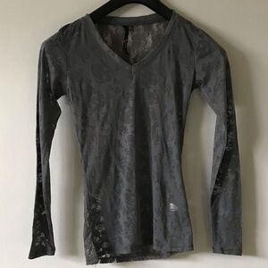 Made for me to look amazing, woman’s sheer size S, gray lace top